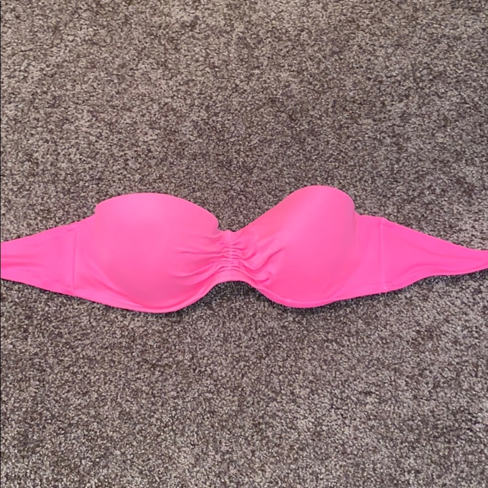Strapless bikini top